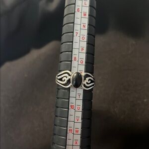 Elegant Silver and Black Women's Ring